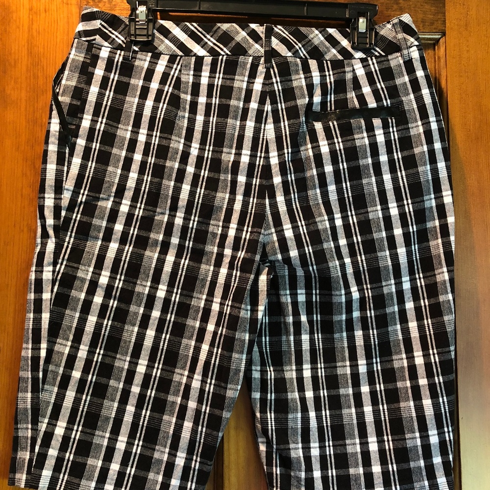 AB Studio - Shorts
